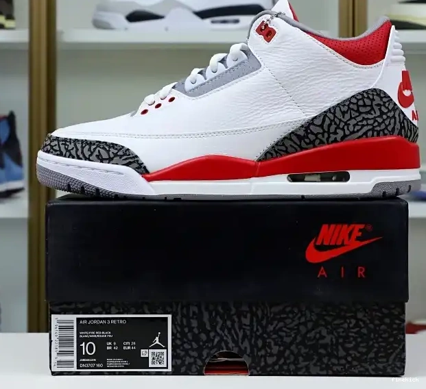 AIR 3RETRO"FIRERED"（DN3707-160) JORDAN 0409